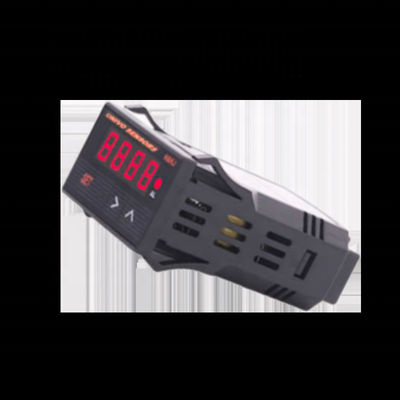 Small Volume Intelligent Control Instrument for High-Precision Data Output Display